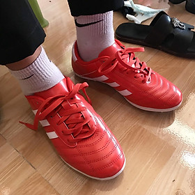 Mẫu giày thể dục thể thao đá banh cao cấp nhất năm Wikaa 3 Sọc Đỏ