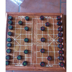 Bộ bàn cờ tướng bằng gỗ hương đá 50x50x3.5cm +quân cò gỗ trắc đỏ đen đẹp long lanh kt 4.0x1.5cm 