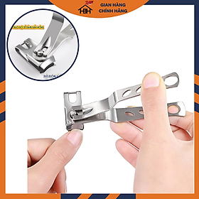 Hình ảnh Kềm Cắt Bấm móng tay, móng chân xoay 360 độ cắt được các góc cạnh vô cùng dễ dàng và tiện lợi cho gia đình