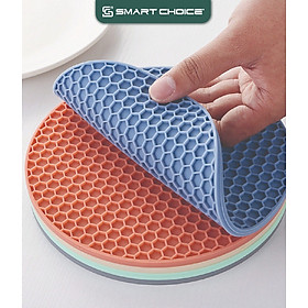 Miếng Lót Nồi Silicone SMARTCHOICE Chống Ẩm Chống Trơn Trượt Hình Tròn Tổ Ong ( Giao Ngẫu Nhiên )