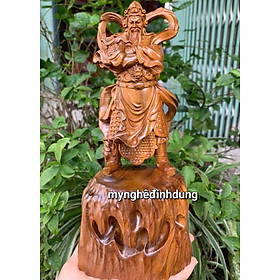 Tượng quan công trấn ải bằng gỗ bách xanh thơm nức kt cao 25x11x9cm