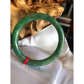 CHIẾC VÒNG CẨM THẠCH TỰ NHIÊN ĐẬU LÝ NI 48 NỮ 40KG ĐẾN 50KG MÀU XANH ĐẬM ĐÁ CẨM THẠCH TỰ NHIÊN