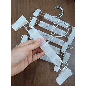 Mua KẸP NHỰA TRẺ EM - KẸP TREO QUẦN ÁO TRẺ EM MÀU TRẮNG - MÓC KẸP NHỰA TREO QUẦN ÁO TRẺ EM CHO SHOP THỜI TRANG GIA ĐÌNH