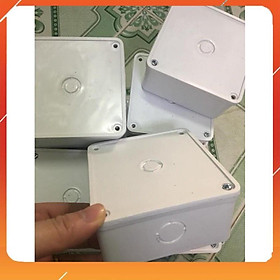 Mua Combo 10 Hộp Kỹ Thuật Lắp Camera 11x11x5cm