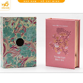 Sách - Vòng tay học trò (Nguyễn Thị Hoàng) (Bản bìa da PU) (Nhã Nam HCM)