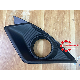 Ốp đèn gầm carbon Mitsubishi Xpander 2018-2022 mã bên phụ MZ33600602