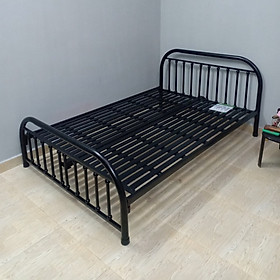 Giường sắt ngủ giá rẻ đơn giản 1m6x2m màu đen 