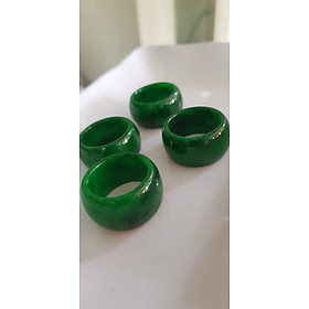 Nhẫn Nam Đá cẩm thạch Xanh đậm bóng đẹp Nhẫn Ni 20mm x Cao 14mm x dầy 4mm Hợp Nam mệnh Thuỷ mệnh Mộc mệnh Hỏa đeo ni 20mm đẹp ạ