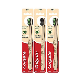 Bộ 3 bàn chải đánh răng Colgate than hoạt tính kháng vi khuẩn Bamboo Charcoal từ tre thiên nhiên