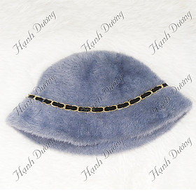 Mũ cúp lông xù gắn dây đai xích xung quanh nón độc đáo, vành rộng 5cm, chất liệu vải mềm mại