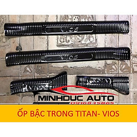 Nẹp bước chân trong ngoài titan vios 2019