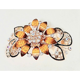 Kẹp Tóc Sườn, Kẹp Tóc Sau Đính Đá Bông Hoa – Món Quà Từ Tình Yêu Dành Cho Mẹ và Bà