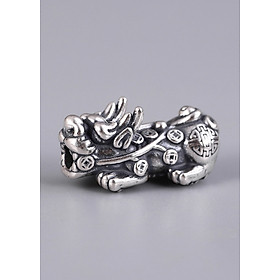 Charm bạc hình tỳ hưu - Ngọc Quý Gemstones