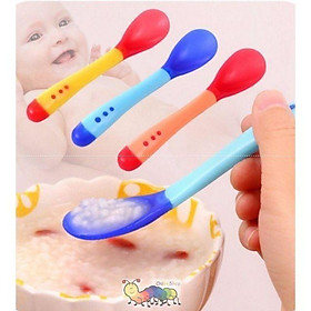 Mua Thìa ăn dặm báo nóng