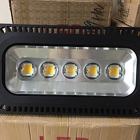 Đèn pha LED thấu kính lồi 250w siêu sáng