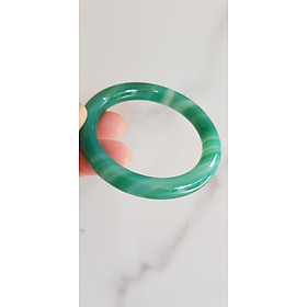 Vòng tay đá mã não xanh vân sọc trắng nhẹ mới Ni 53mm x cọng 9mm Vòng màu xanh ngọc đậm đều vân sọc đẹp ạ Nữ 52kg - 58kg đeo mệnh Mộc hỏa thủy ạ