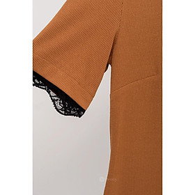 Áo kiểu nữ len tăm, phối ren đen tinh tế, ngắn tay trẻ trung Peony Design - GEMMA TOP
