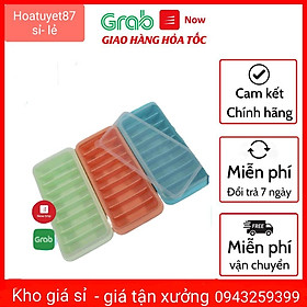 Vỉ khay đá 9 viên dài có nắp Việt Nhật chất liệu nhựa PP cao cấp
