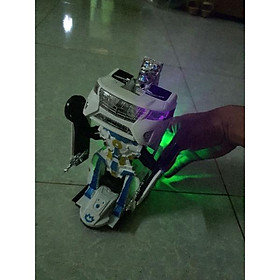 Mua Robot biến hình xe cứu thương Transformer ( tặng kèm pin)