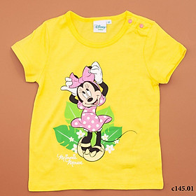 Một chiếc áo phông màu vàng họa tiết mickey đáng yêu cho bé