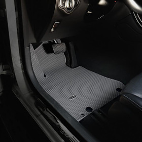 Thảm lót sàn ô tô KATA cho xe Isuzu D-max (2017 - 2021) - Khít với sàn xe, Chống trơn, Không mùi, Không ẩm mốc