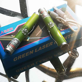 Mua Đèn Laser Tia Đỏ Sạc USB Vỏ Xanh Chuối Mini Dài 9cm Siêu Bền