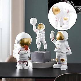 Nordic Astronaut Statue Figurine  Hotel Nursery Desktop Decoration