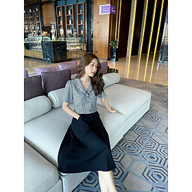 YU CHERRY | Áo nữ Gingham Button Croptop YA394