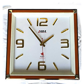 Mua Đồng hồ treo tường H108 vuông 35cm  4 số nổi mạ vàng
