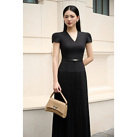 Đầm xòe xếp ly tay ngắn cổ V JOCELYN thiết kế cao cấp WHITE CHIC