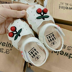 Giày sandal tập đi cho bé gái hình cherry đáng yêu