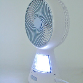 Đèn led sạc tích hợp quạt làm mát siêu tiết kiệm
