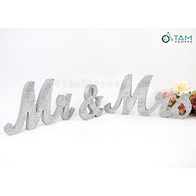 Chữ gỗ MR MRS phú kim tuyến bạc để bàn gallery trang trí cưới TTC-07