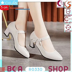 Giày cao gót nữ 5p RO330 ROSATA tại BCASHOP màu kem, mũi tròn, quai keo gai và có đính nơ nhã nhặn, thanh lịch