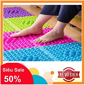 Mua Thảm lau chân massage tự động giúp lưu thông máu huyết bàn chân.