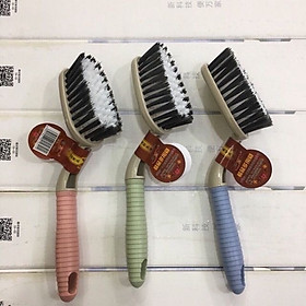 Mua Cây chà góc ĐẦU NHỌN  chà sạch mọi ngóc ngách vết dơ bẩn của các loại bồn tắm  bồn cầu  lavabo - giao màu ngẫu nhiên