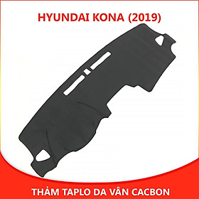 Thảm taplo ô tô Kona 2019 loại da vân cacbon chống nắng, chống nứt vỡ taplo, thảm taplo Hyundai Kona