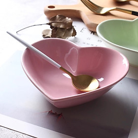 Mua CHÉN sứ siêu xinh hình trái tim - Tặng 1 muỗng tập ăn cho bé