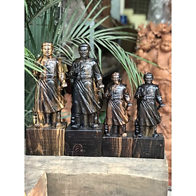 Mua TƯỢNG TRẦN QUỐC TUẤN BẰNG GỖ MUN KT CAO 30×12×8CM