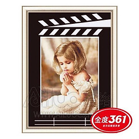Mua Tranh thêu 3D bé gái cầu nguyên