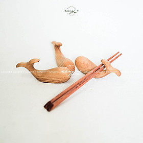 Gác đũa gỗ - hình cá trang trí bàn ăn
