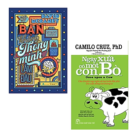 Combo 2 Cuốn Sách Tư Duy - Kỹ Năng Sống Bán Chạy: Ngày Xưa Có Một Con Bò + Bạn Không Thông Minh Lắm Đâu (Cẩm Nang Sống Đẹp Và Luôn Luôn Hạnh Phúc / Tặng Kèm Bookmark Happy Life)