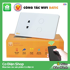 Công tắc thông minh HUNONIC DATIC 2 nút kèm ổ cắm màu trắng - Điều khiển từ xa bằng điện thoại - Công nghệ 4.0