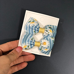Set 2 kẹp tóc vải có họa tiết dành cho bé gái - Xanh 1