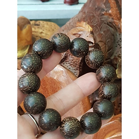 Vòng Tay Nam size 16mm Chất liệu Gỗ Trầm Hương ạ