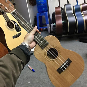 Mua UKULELE CONCERT GỖ NHẠT KHẮC HOA