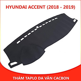 Thảm taplo ô tô Accent 2018 - 2019 loại da vân cacbon chống nắng, chống nứt vỡ taplo, thảm taplo Hyundai Accent