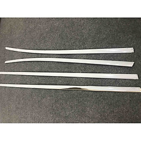 Bộ 4 miếng nẹp viền chân kính MAZDA 3 2020 -2021 inox cao cấp