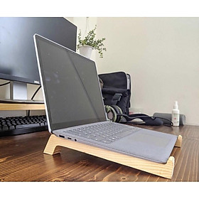 Chân gỗ kê laptop nhỏ gọn tiện lợi giúp tản nhiệt máy, giá đỡ laptop đa năng