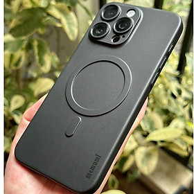 Ốp lưng siêu mỏng cho iPhone 16 Pro, iPhone 16 Pro Max hiệu MEMUMI hỗ trợ sạc không dây cao cấp - Hàng chính hãng